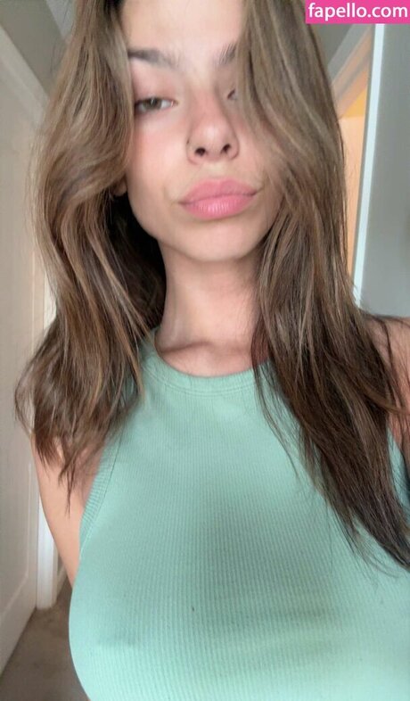 Julia Carrano nude onlyfans