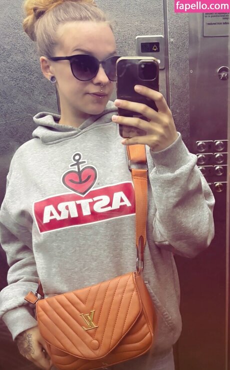 _a x n x onlyfans leajs