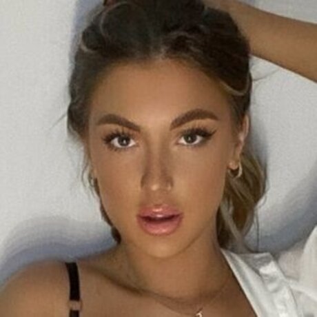 Chloe Hill en onlyfans