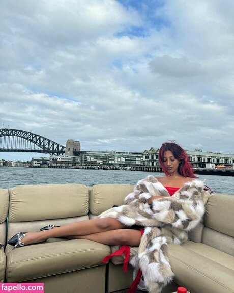 Lara Raj onlyfans nude content