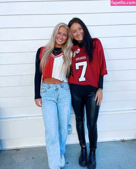 Sydney Thomas onlyfans free content