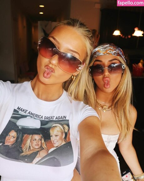 Sydney Thomas onlyfans leaks.