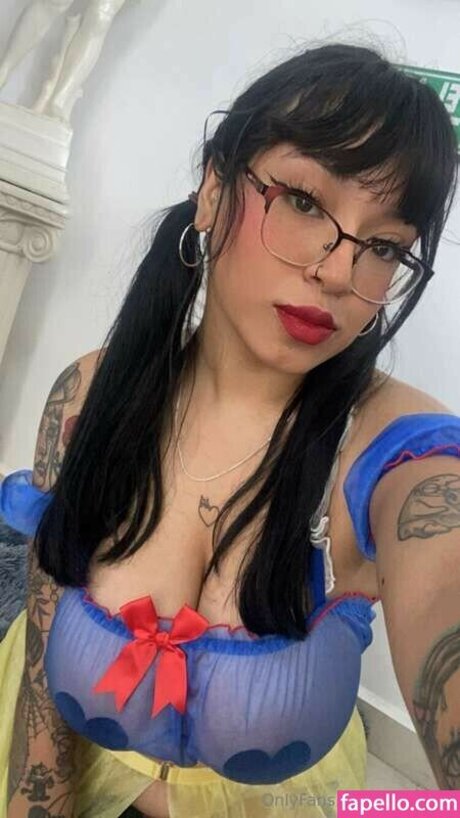 Vickyonts nude on onlyfans