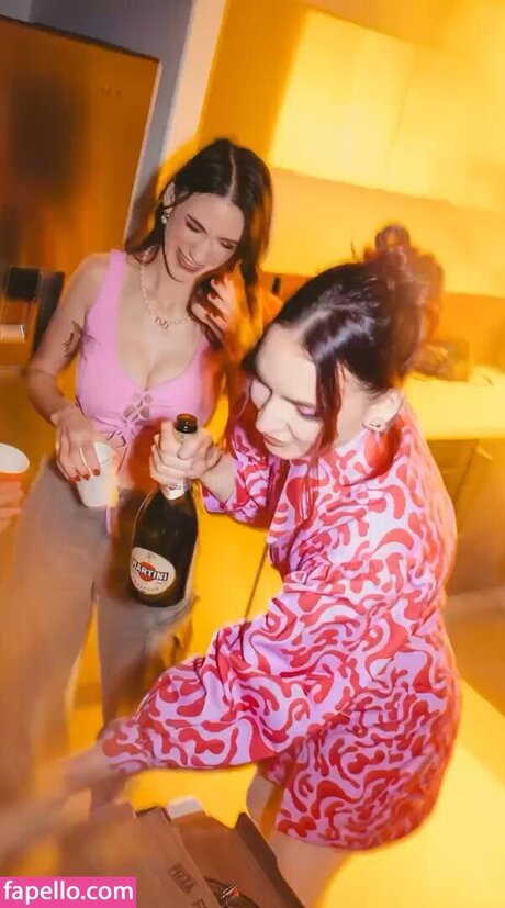 alternative cowgirl onlyfans pornographic view