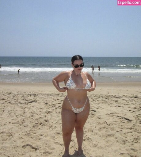 mom ass onlyfans sexy nudes image