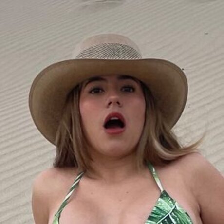 Kim Estrada nude only fans leaks