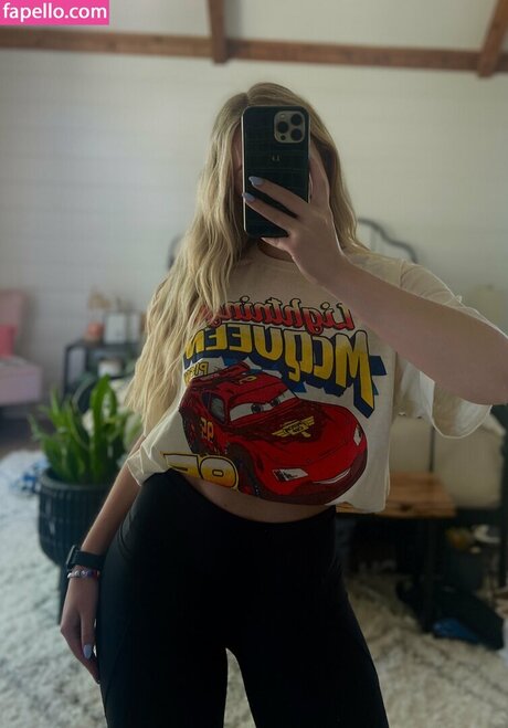 Lynzie Fulton onlyfans leak free