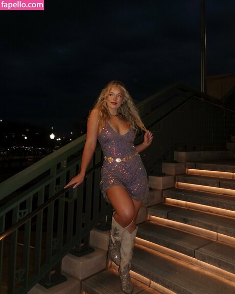 Lynzie Fulton only fans sex