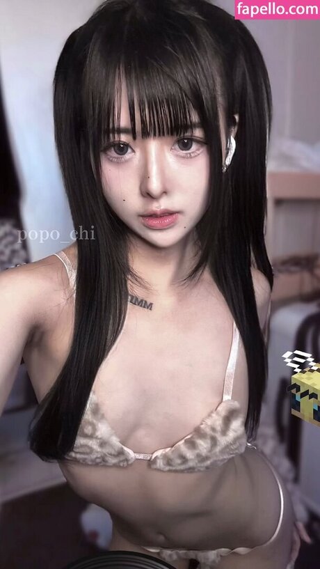 popo chi0 onlyfans nude photos