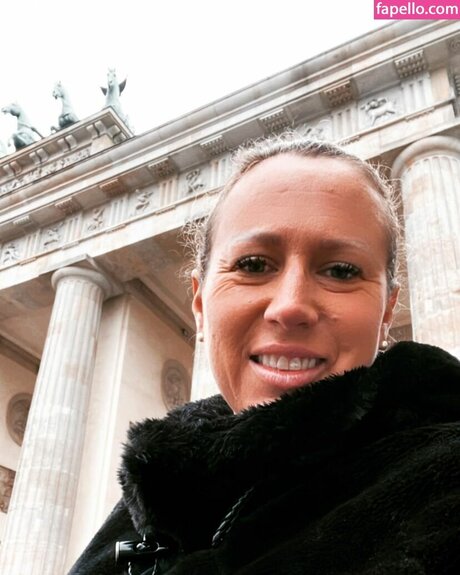 hot milf onlyfans free sexy pic