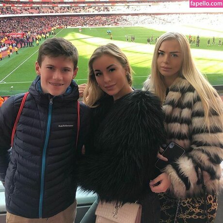 Carina Dahl ass onlyfans