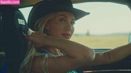 Carina Dahl onlyfans nudes leaks