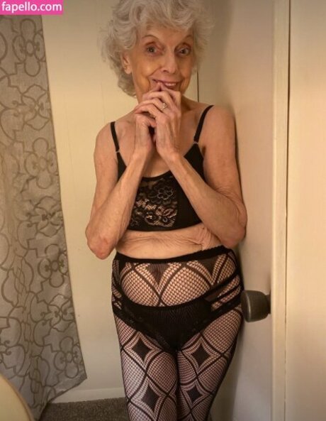 Grandma Linda Lindahope1939 Lucy cutest onlyfans nude tits