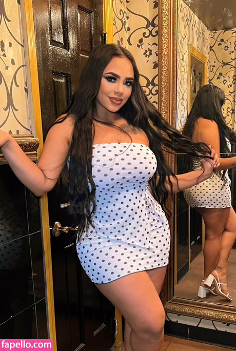 Luna Cruz onlyfans free