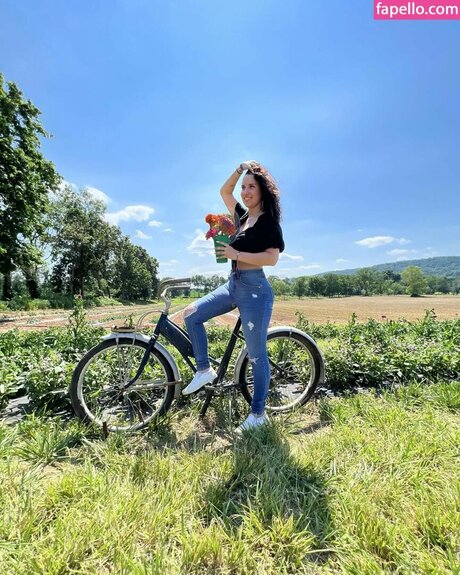 Sierra Elizabeth onlyfans tits