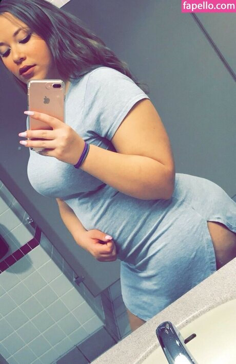 Mikayla Shea onlyfans pics