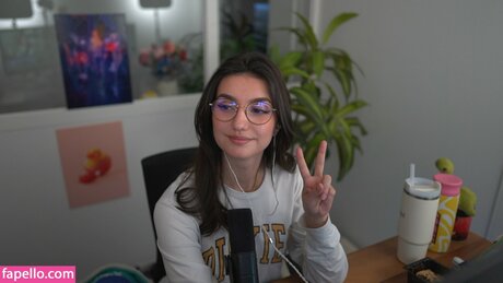 Juliette Arz onlyfans leaks