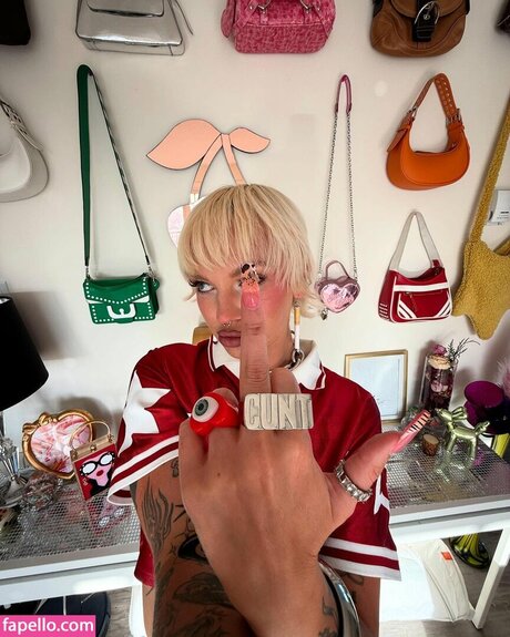 milf trans onlyfans naked archive