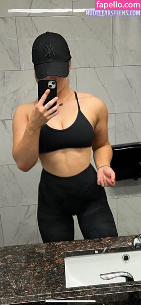 Leeana Houston ass onlyfans