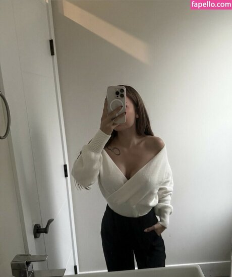 Caitlin Fladager onlyfans xxx