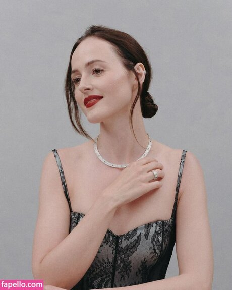 Renate Reinsve onlyfans nide