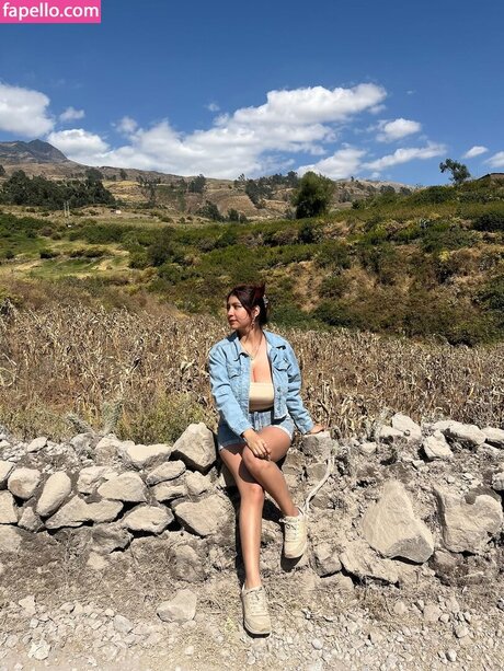 Vickjoy only fans naked