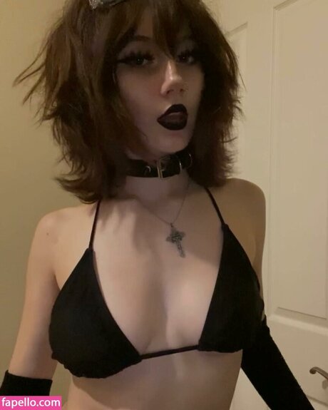 Trinity Manaj only fans review