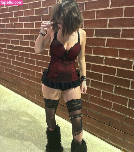 Trinity Manaj naked leaked onlyfans