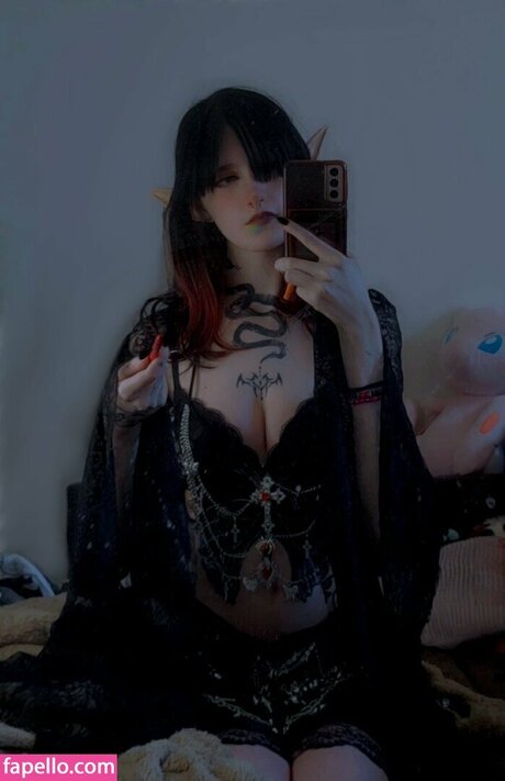 Sm0ltiddym0thgf onlyfans leaked pictures