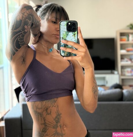 giant tits onlyfans hot porn self-portrait