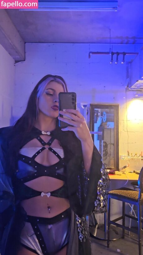 Lena Kross onlyfans sex tape