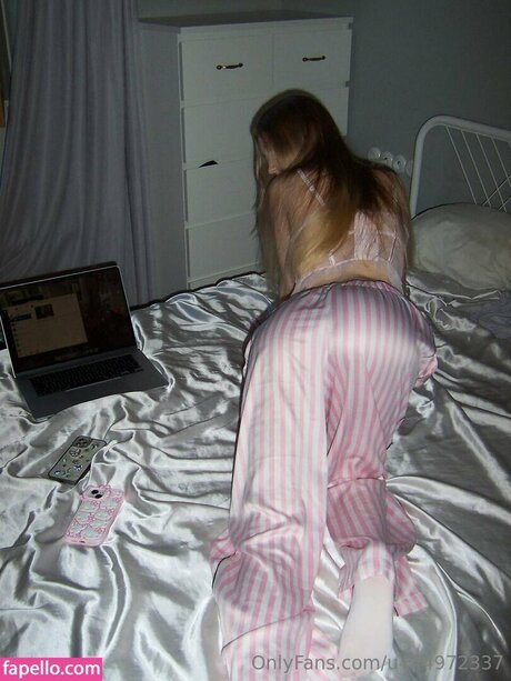 nude girls onlyfans beautiful porn selfie