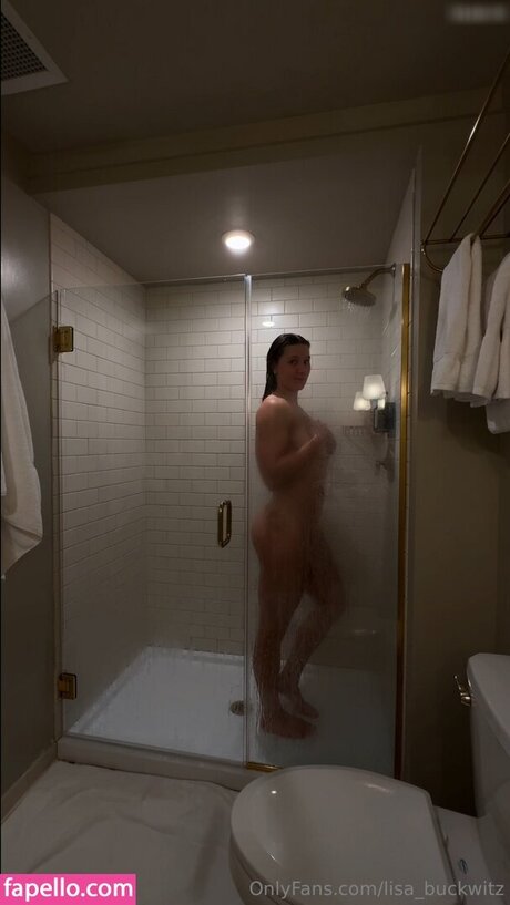 Lisa Buckwitz onlyfans photos