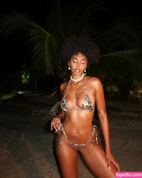 bbw nude onlyfans art nude self-portrait