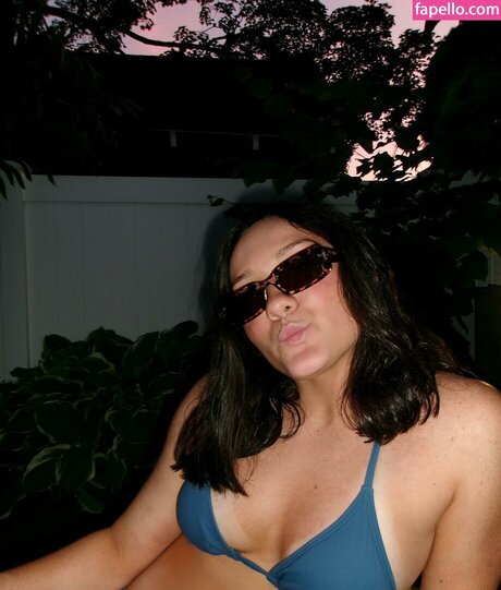 Izzy Moreno onlyfans leaked.