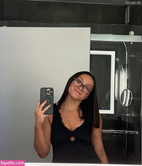 Izzy Moreno onlyfans sexy