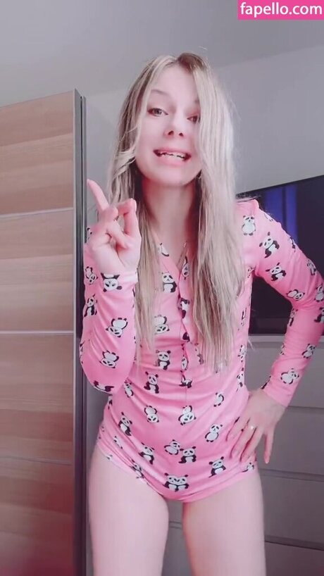 SmileyDani158 leaked onlyfans