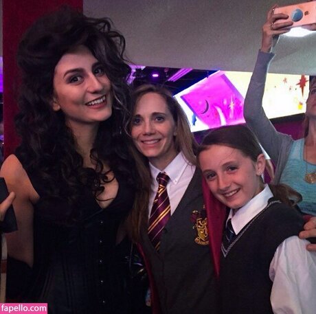 asian female onlyfans hot visual