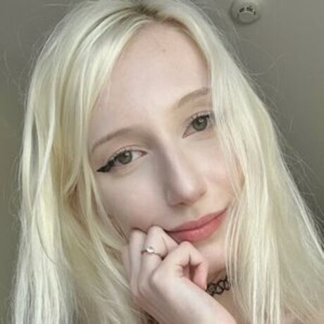 MayBunny onlyfans tits