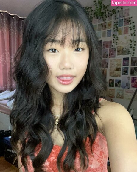 jinyasmr only fans xxx