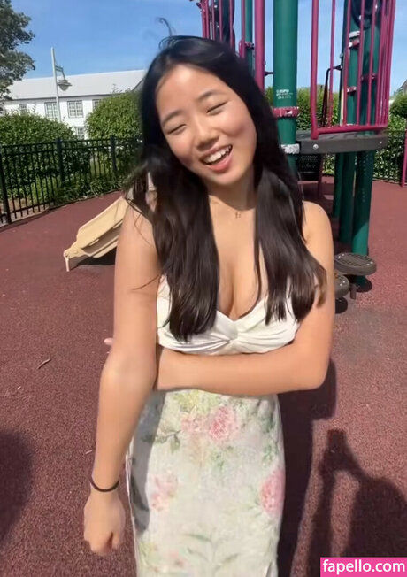 jinyasmr only fans nudes