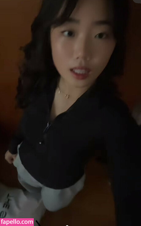 jinyasmr onlyfans creator