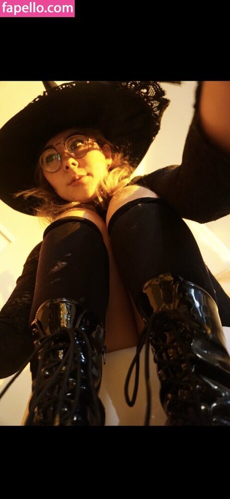 notpeebo only fans xxx