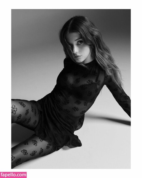 Katie Douglas onlyfans sex leak