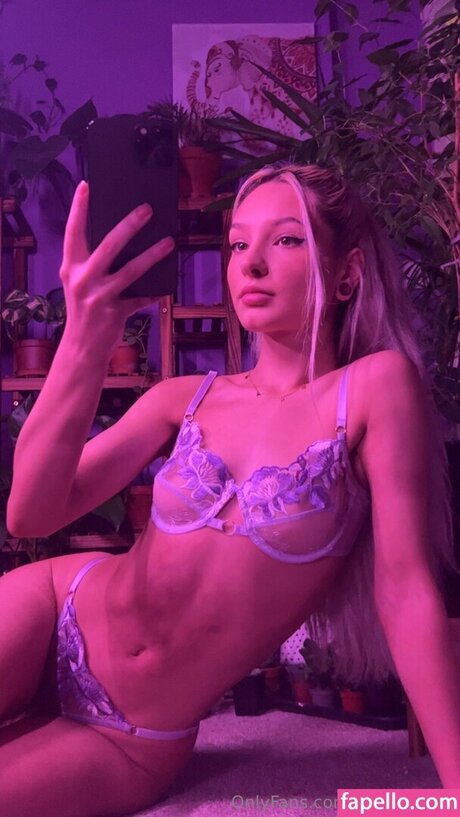 Mirielle Mae porn only fans