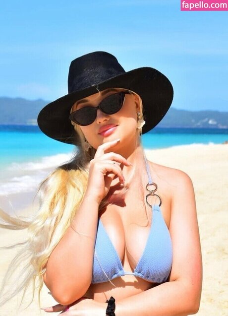 Amber Koltzow Bastick leaked onlyfans