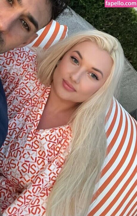 Amber Koltzow Bastick nude only fans leaks