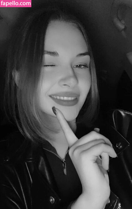 sharrimalagisi feet onlyfans