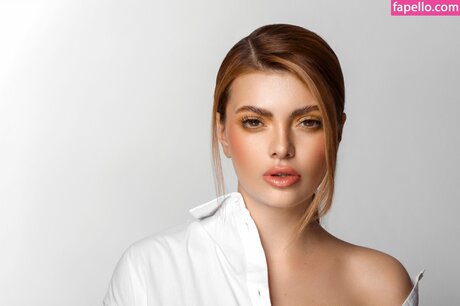 Ella Dvornik en onlyfans