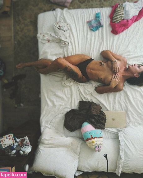 Ella Dvornik onlyfans leaj